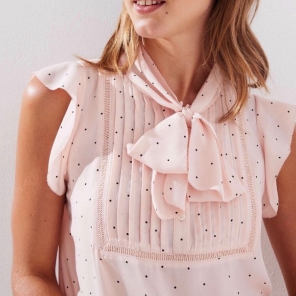 NWT LOFT Pale Pink Pleated Bow Tie Front Blouse With Black Polka Dots Sz: M - Picture 5 of 10